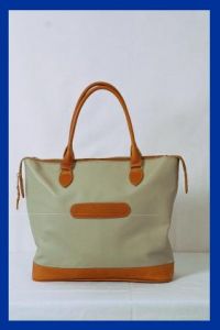Nancy ― Totes 'n things