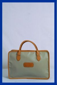 Portfolio ― Totes 'n things